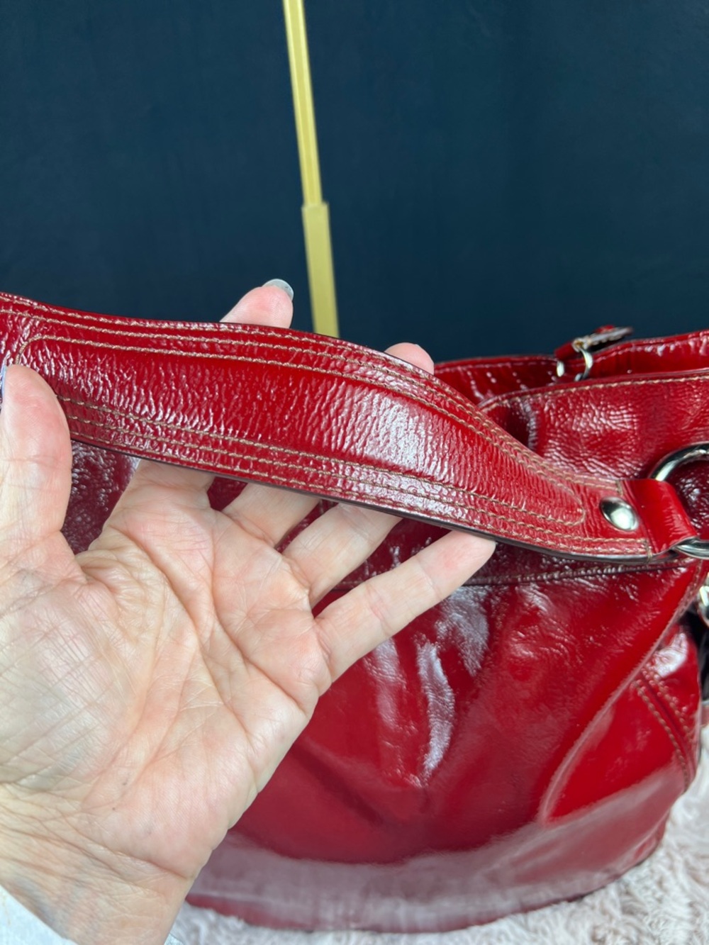 COACH Zoe XL Hobo Bag Crimson Red Patent Leather EUC F12776 - Picture 11 of 11